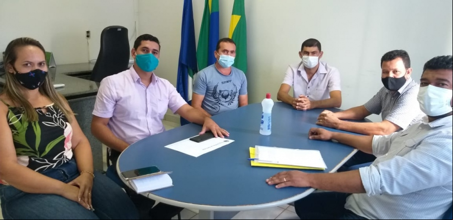 Edcley Coelho visita Câmara de Curvelândia