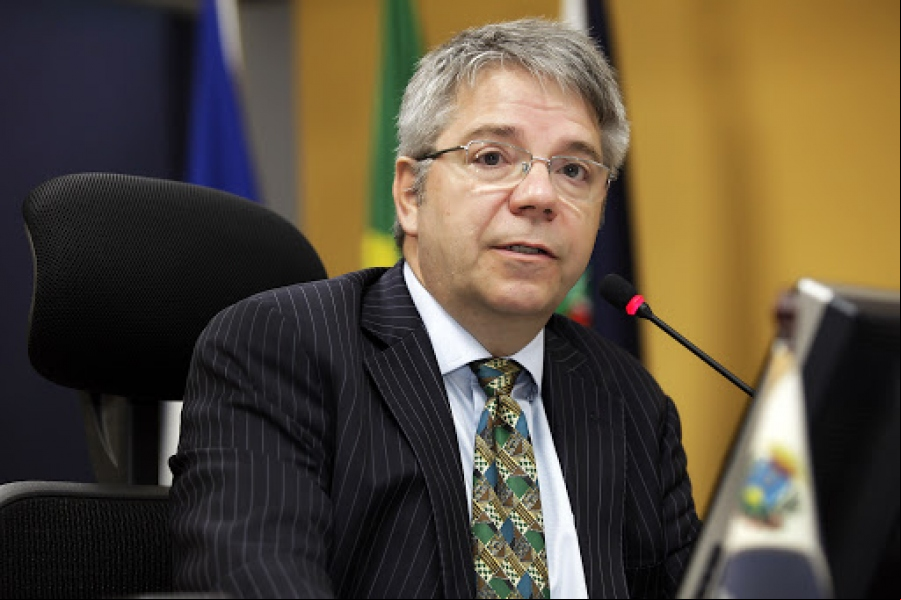 Primeiros os
